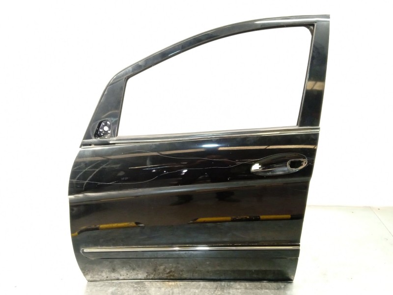 PUERTA DELANTERA IZQUIERDA A1697200505 A1697202505 A1697201705