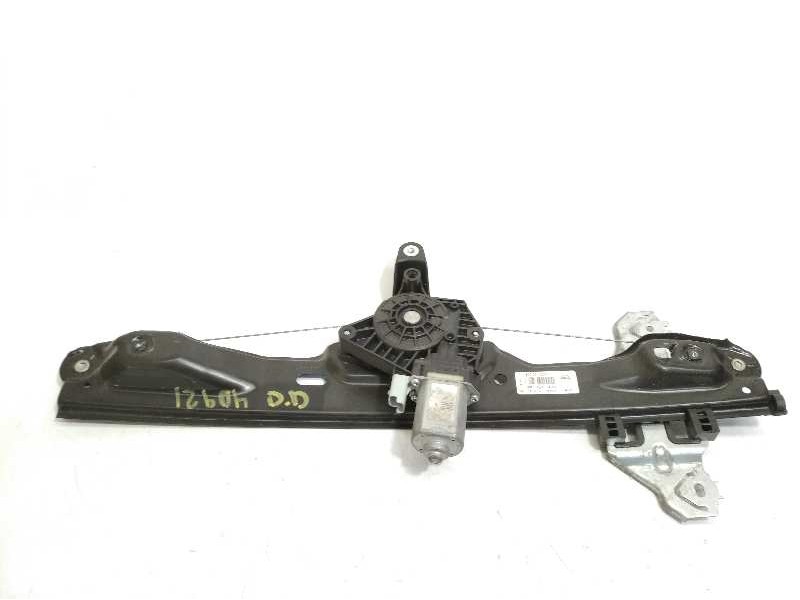 ELEVALUNAS DELANTERO DERECHO 807004EA0D 