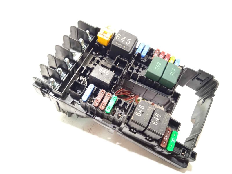 CAJA RELES / FUSIBLES 5Q0937125G 