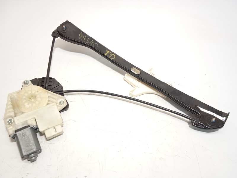 ELEVALUNAS TRASERO DERECHO 6V0959812A 