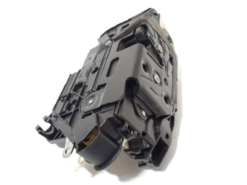CERRADURA PUERTA DELANTERA DERECHA 5N1837016E 