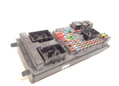 Recambio de caja reles / fusibles para land rover range rover sport 3.6 td v8 referencia OEM IAM YQE500420  
