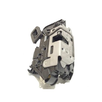 CERRADURA PUERTA TRASERA DERECHA 5K4839016AF 