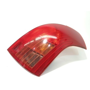 Recambio de piloto trasero derecho para suzuki swift berlina (mz) gl (5-ptas.) referencia OEM IAM 3565062J00  