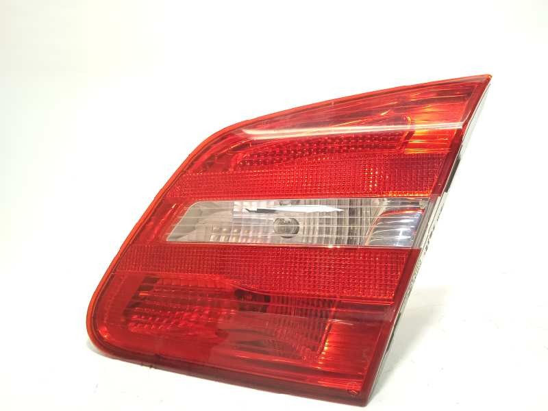 PILOTO TRASERO DERECHO INTERIOR A2468200864 2468200864