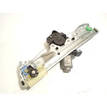 ELEVALUNAS TRASERO DERECHO 827204587R 