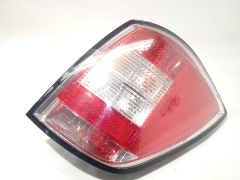 PILOTO TRASERO DERECHO 93186477 