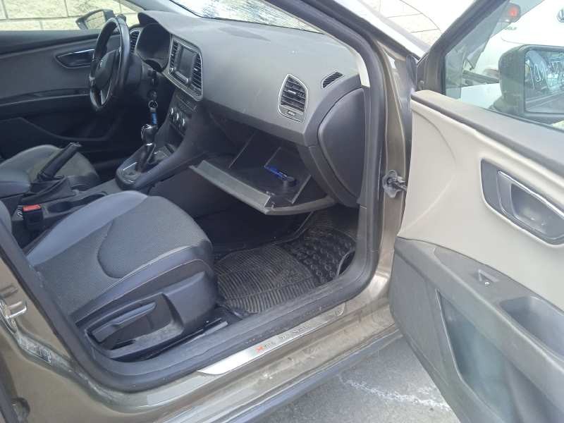 seat leon st (5f8) del año 2015