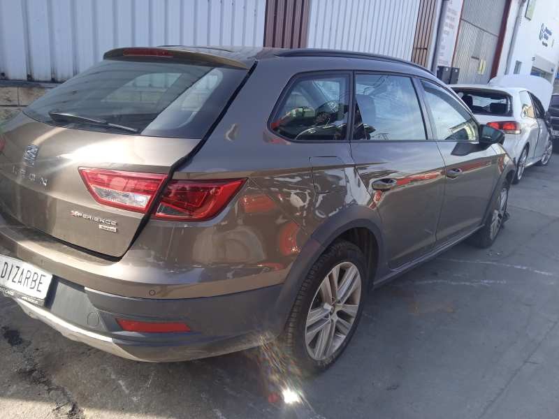 seat leon st (5f8) del año 2015