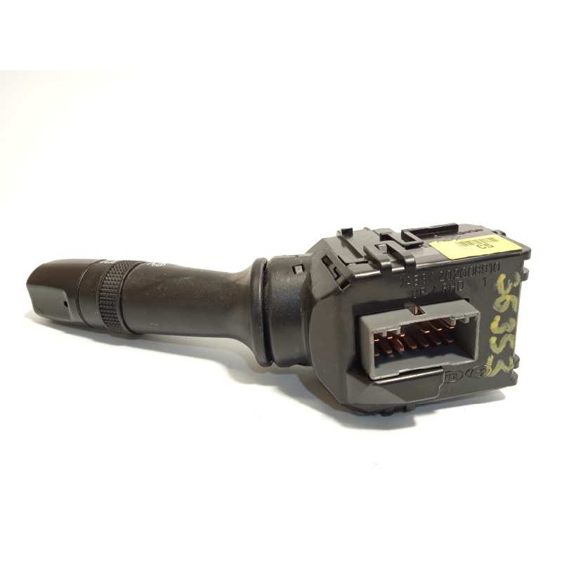 Recambio de mando limpia para kia rio basic referencia OEM IAM 934202V560  