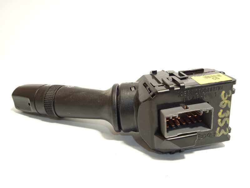 Recambio de mando limpia para kia rio basic referencia OEM IAM 934202V560  