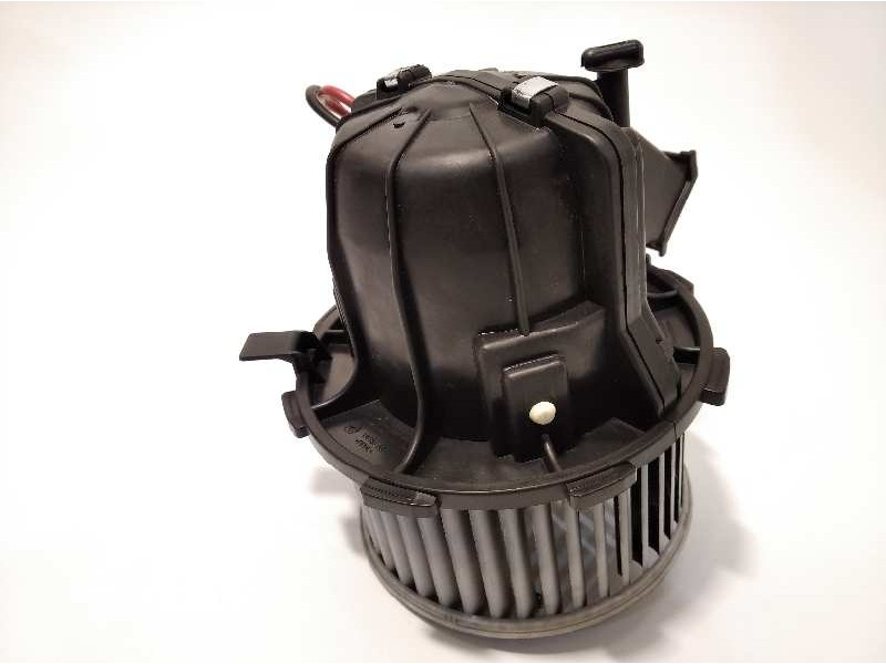 Recambio de motor calefaccion para audi a5 cabriolet (8f7) 2.0 tdi referencia OEM IAM 8K2820021C  