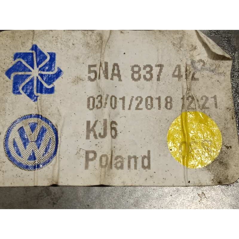 Recambio de elevalunas delantero derecho para volkswagen tiguan 2.0 tdi referencia OEM IAM 5NA837462  5Q0959801C