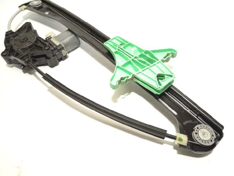 Recambio de elevalunas trasero derecho para volkswagen tiguan 2.0 tdi referencia OEM IAM 5NA839462C  5Q0959802A