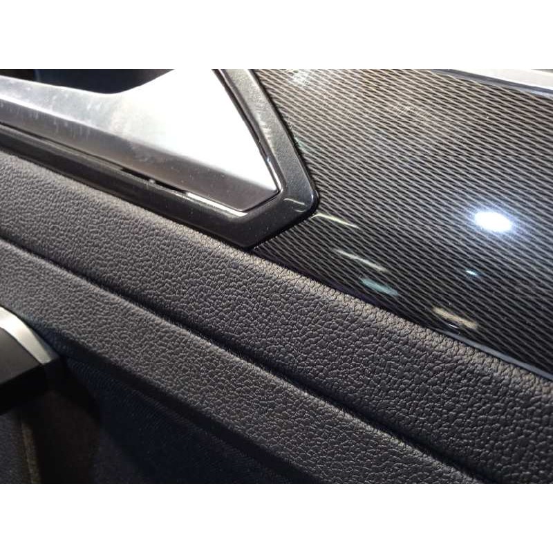 Recambio de guarnecido puerta trasera derecha para volkswagen tiguan 2.0 tdi referencia OEM IAM 5NA867212PPCR  
