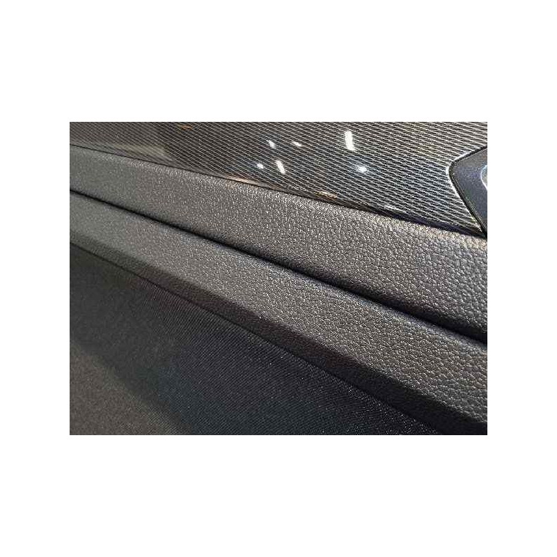 Recambio de guarnecido puerta trasera izquierda para volkswagen tiguan 2.0 tdi referencia OEM IAM 5NA867211QPCR  