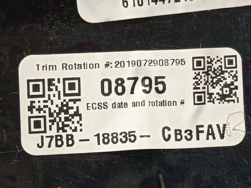 Recambio de pantalla multifuncion para ford ka+ active referencia OEM IAM J7BB18835CB3  J7BB18835CB3FAV