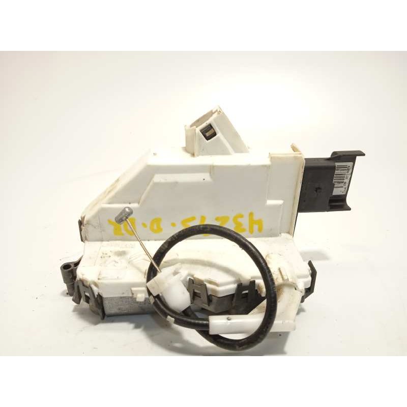 Recambio de cerradura puerta delantera derecha para peugeot partner kombi active referencia OEM IAM 828405  9135EA