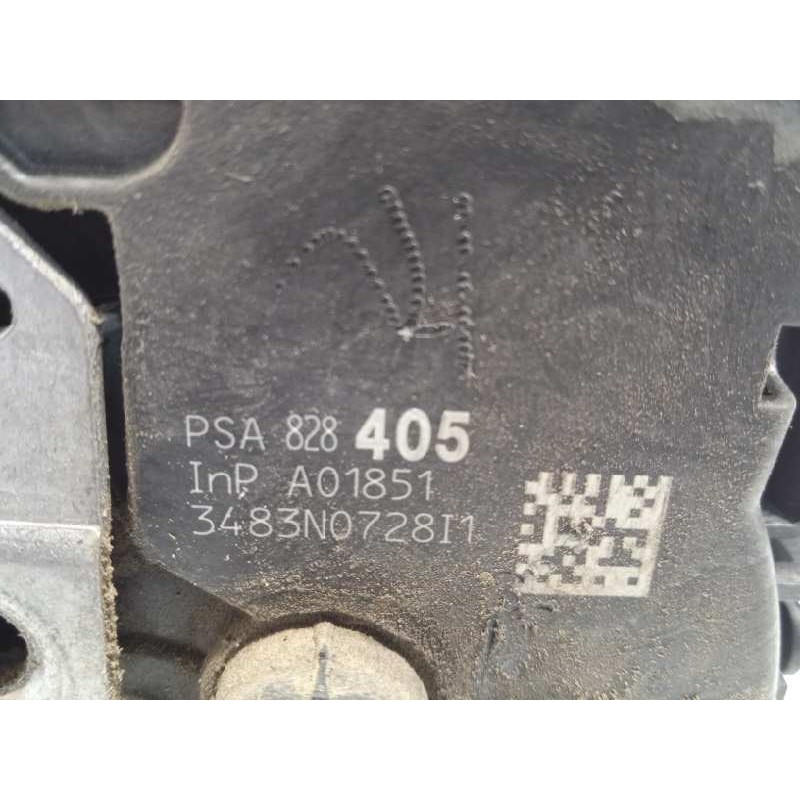 Recambio de cerradura puerta delantera derecha para peugeot partner kombi active referencia OEM IAM 828405  9135EA