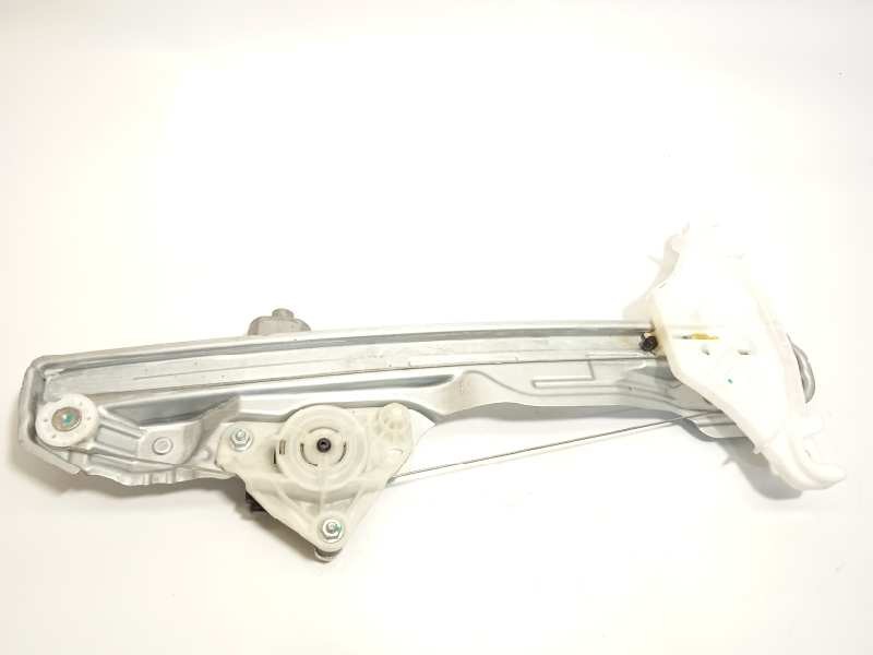 Recambio de elevalunas trasero derecho para hyundai kona 1.0 tgdi cat referencia OEM IAM 82450J9000  83402J9000