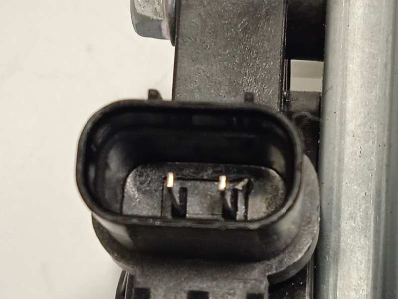 Recambio de elevalunas trasero derecho para hyundai kona 1.0 tgdi cat referencia OEM IAM 82450J9000  83402J9000