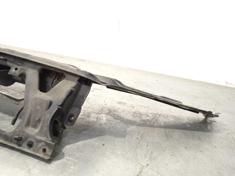 Recambio de panel frontal para volvo v70 familiar d5 referencia OEM IAM 30655380  