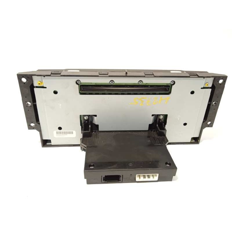 Recambio de mando multifuncion para land rover freelander (lr2) td4 se referencia OEM IAM 6H5218845AC  LR001070