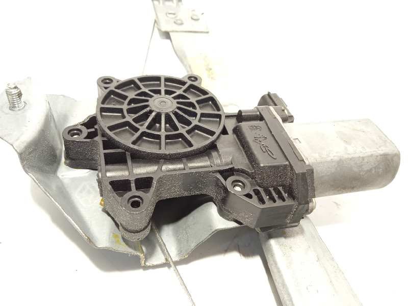 Recambio de elevalunas trasero izquierdo para renault captur 1.5 dci diesel fap energy referencia OEM IAM 128001472B  