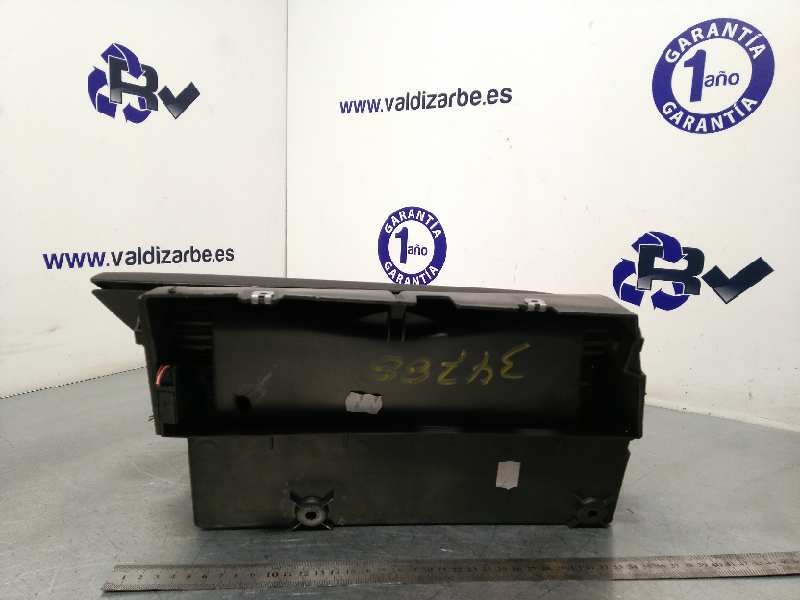 Recambio de guantera para seat altea xl (5p5) family referencia OEM IAM 5P1857095D  5P1857103