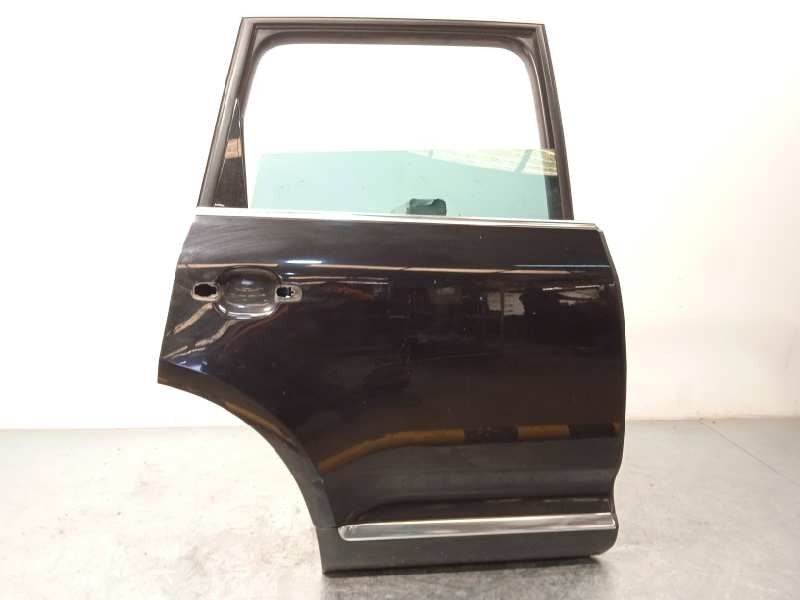 Recambio de puerta trasera derecha para volkswagen touareg (7la) tdi v10 referencia OEM IAM 7L0833056M  