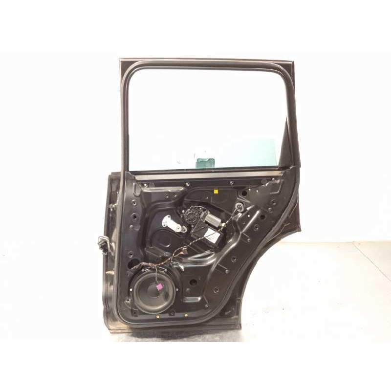 Recambio de puerta trasera derecha para volkswagen touareg (7la) tdi v10 referencia OEM IAM 7L0833056M  