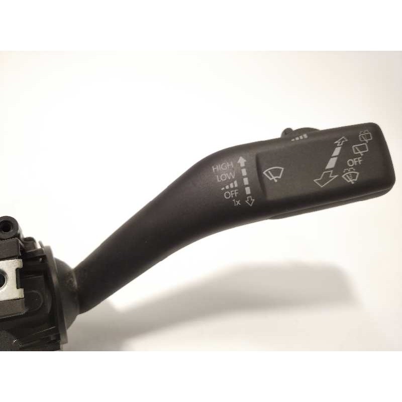 Recambio de mando intermitentes para skoda rapid active referencia OEM IAM 6RA953521  