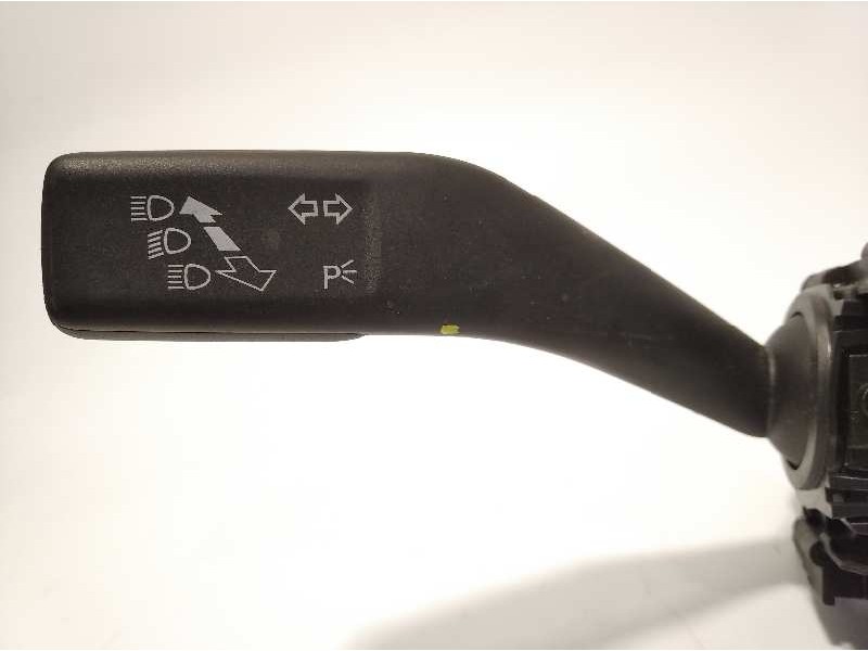 Recambio de mando intermitentes para skoda rapid active referencia OEM IAM 6RA953521  