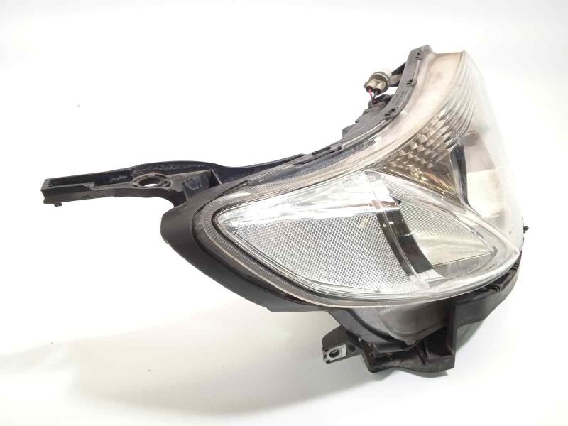 Recambio de faro derecho para subaru forester s12 2.0 diesel cat referencia OEM IAM 84001SC120  