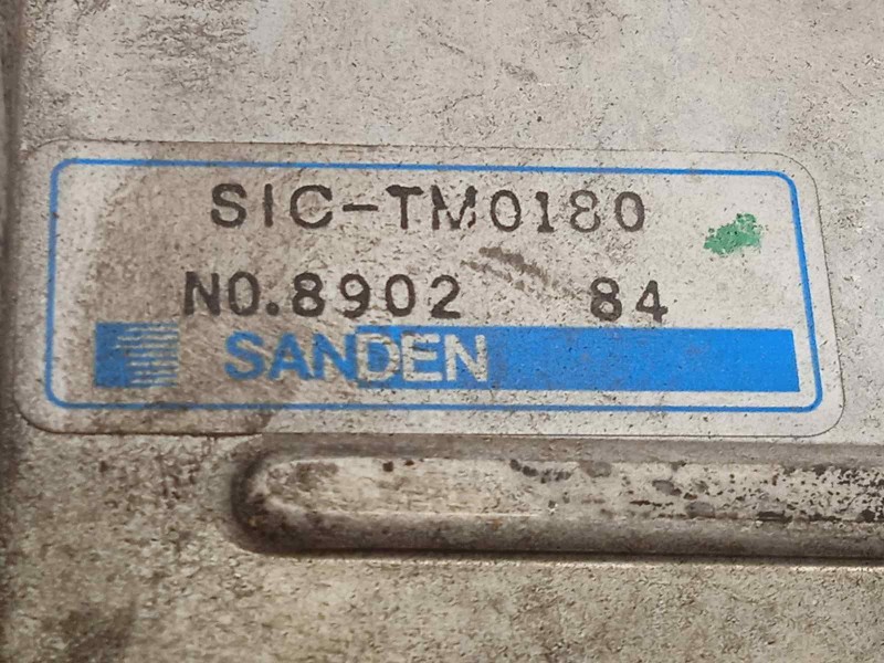 Recambio de intercooler para subaru forester s12 2.0 diesel cat referencia OEM IAM 21821AA050  