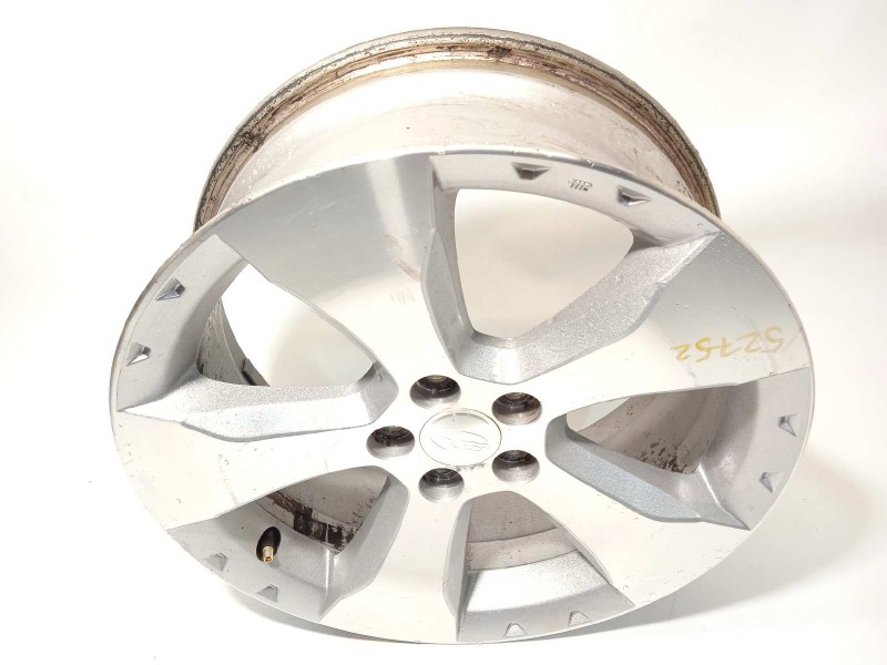Recambio de llanta para subaru forester s12 2.0 diesel cat referencia OEM IAM 28111SC000  