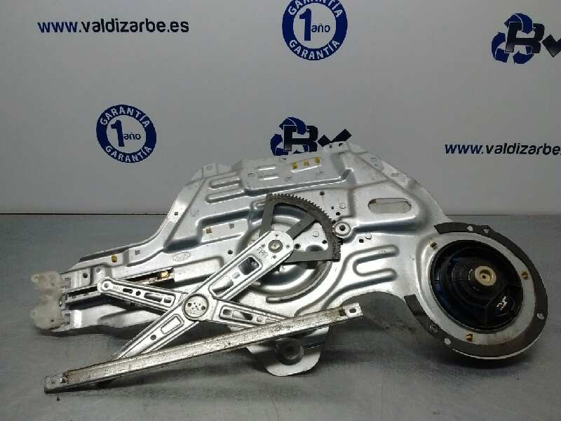 Recambio de elevalunas delantero derecho para kia cerato 2.0 lx crdi berlina (4-ptas.) referencia OEM IAM 824802F020  