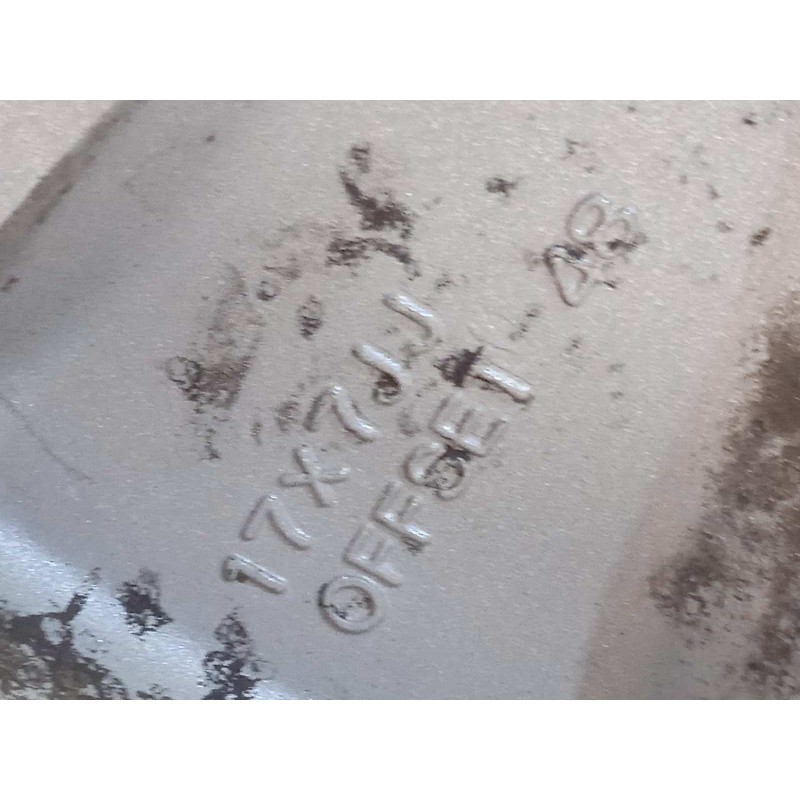 Recambio de llanta para subaru forester s12 2.0 diesel cat referencia OEM IAM 28111SC000  