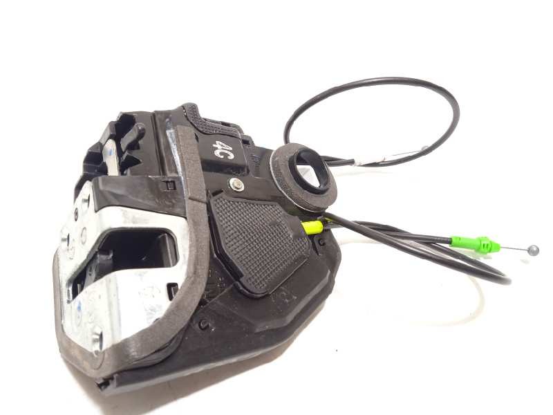 Recambio de cerradura puerta trasera derecha para toyota auris 1.2 16v turbo cat referencia OEM IAM 6905005051  