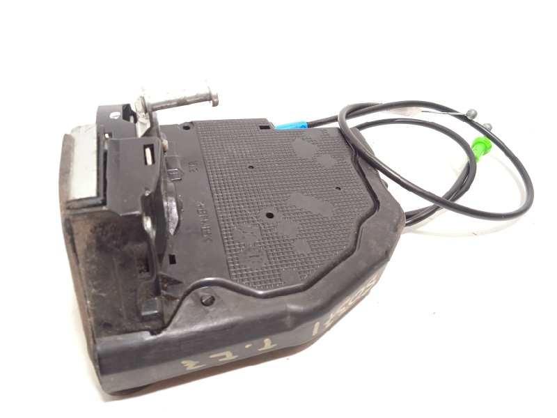 Recambio de cerradura puerta trasera izquierda para toyota auris 1.2 16v turbo cat referencia OEM IAM 6906005051  