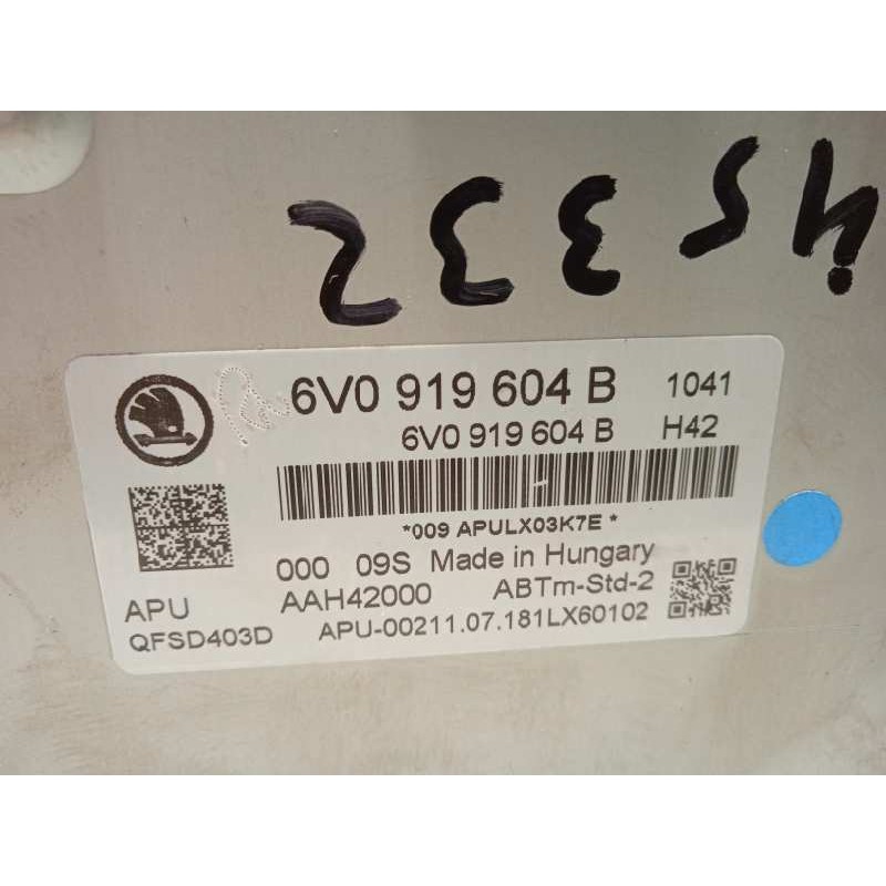 Recambio de pantalla multifuncion para skoda fabia like referencia OEM IAM 6V0919604B  