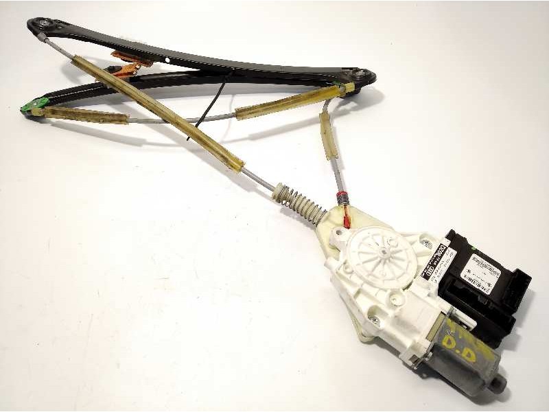 ELEVALUNAS DELANTERO DERECHO 8P0959802Q 8P0959802P 0130822205