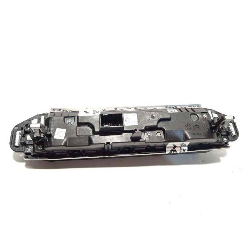 Recambio de mando multifuncion para peugeot 3008 gt line referencia OEM IAM 98318235DX  