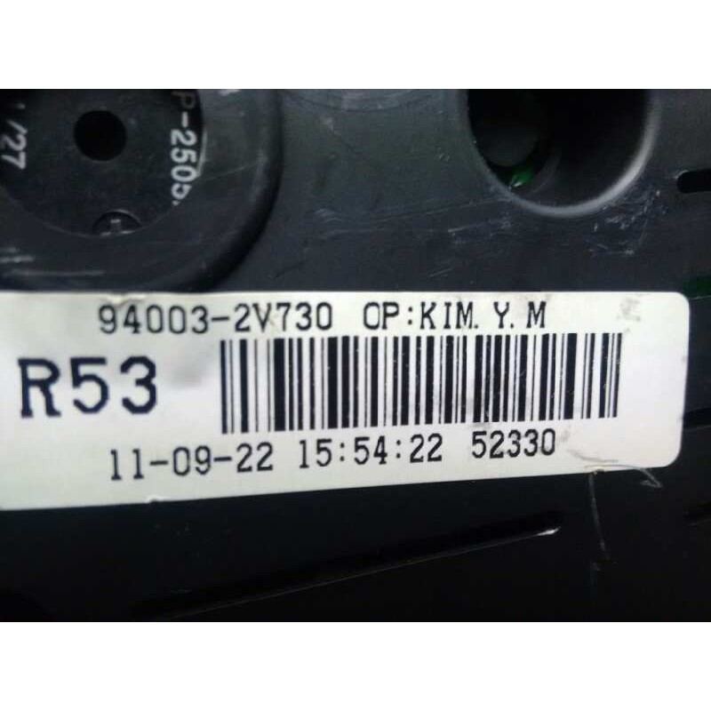 Recambio de cuadro instrumentos para hyundai veloster sport referencia OEM IAM 940032V730  