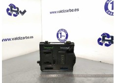 Recambio de caja reles / fusibles para renault megane iii berlina 5 p limited referencia OEM IAM 284B12249R  S180180060