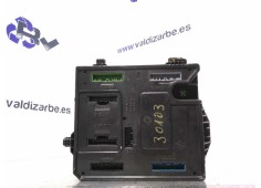 Recambio de caja reles / fusibles para renault megane iii berlina 5 p limited referencia OEM IAM 284B12249R  S180180060 2