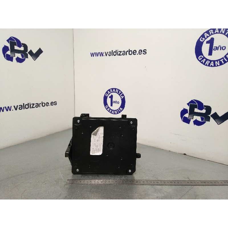 Recambio de caja reles / fusibles para renault megane iii berlina 5 p limited referencia OEM IAM 284B12249R  S180180060