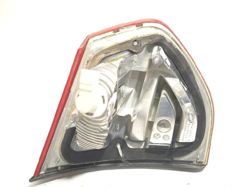 Recambio de piloto trasero derecho interior para citroën c4 picasso 1.6 16v hdi fap referencia OEM IAM 9653547677  