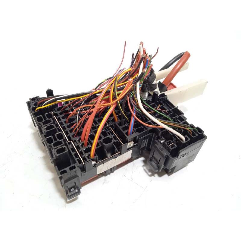 Recambio de caja reles / fusibles para seat ateca (kh7) style referencia OEM IAM 5Q0937615C  