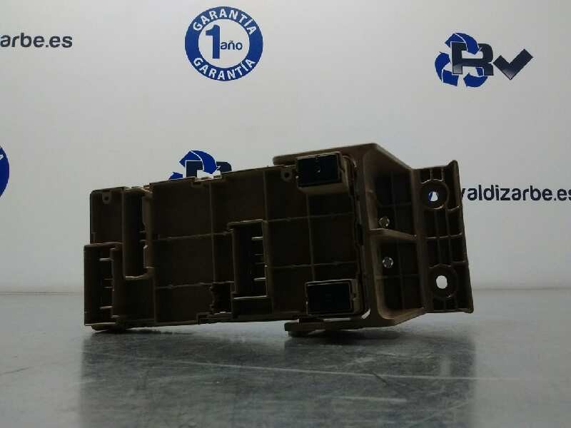 Recambio de caja reles / fusibles para subaru forester s12 xs limited referencia OEM IAM 82201FG010  